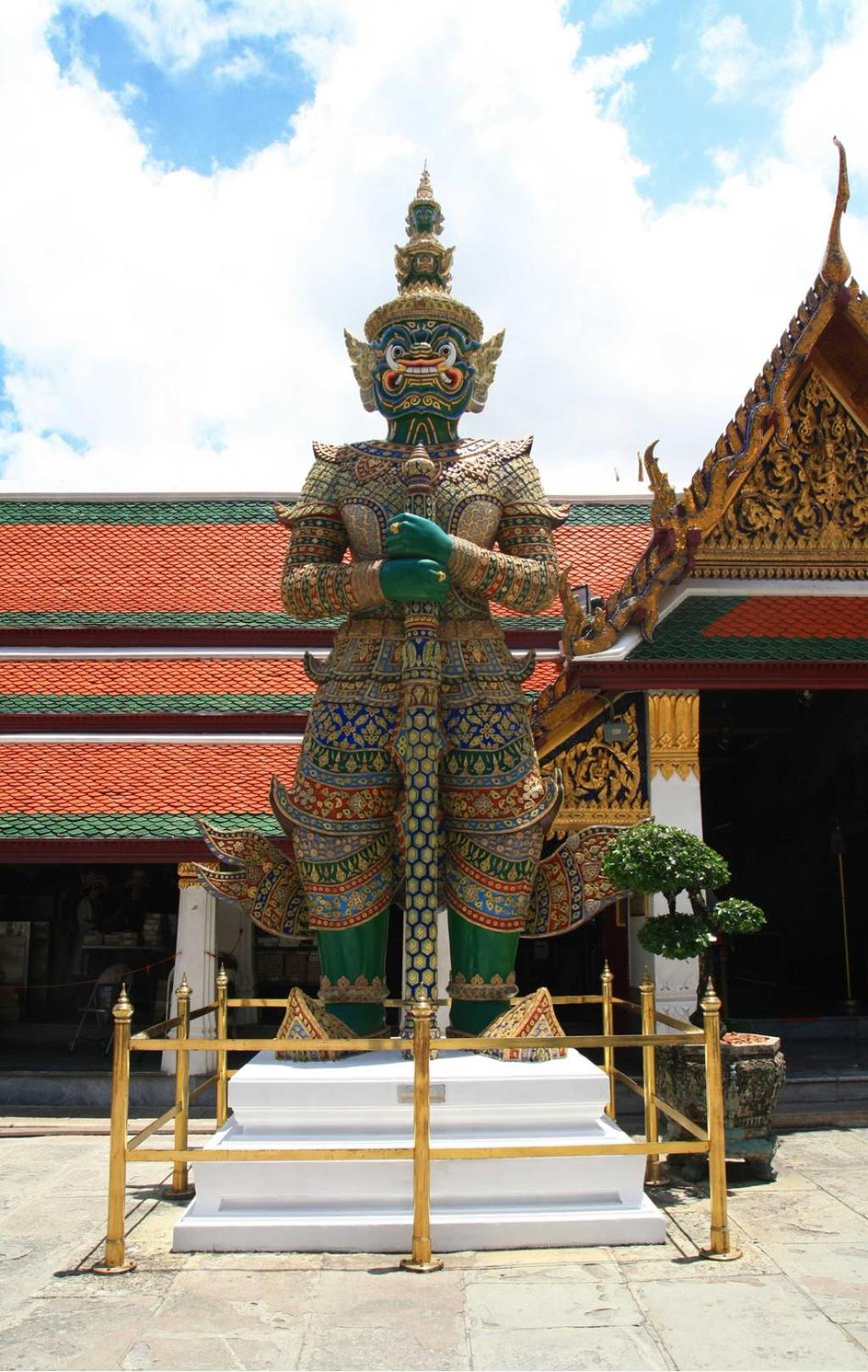 Go Inn Asiatique Charoen Krung Bkk โกอินน์ เอเซียทีค เจริญกรุง Godown Esterno foto